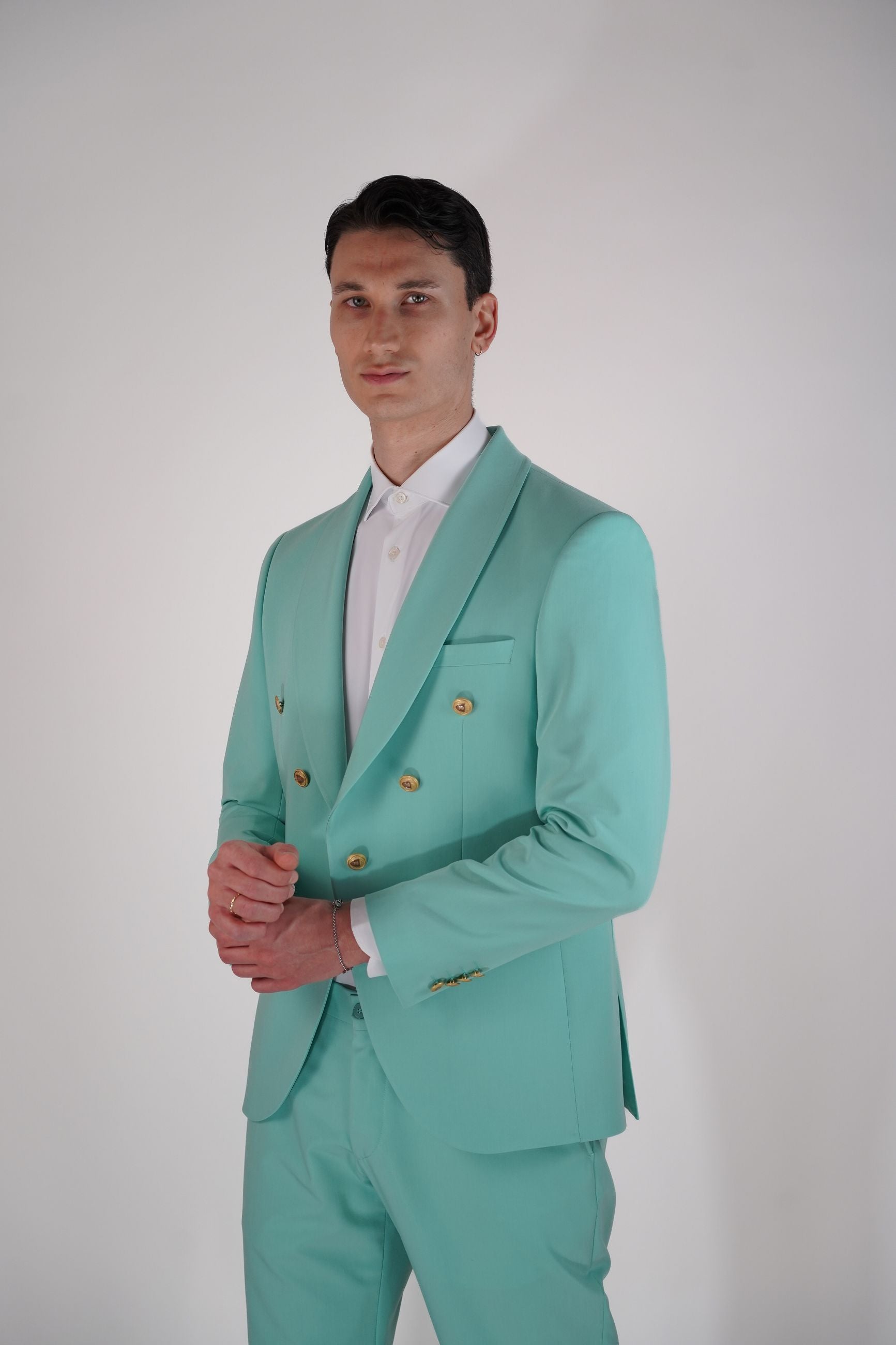 Abito Doppiopetto con Mezza Fodera e Pantalone Coordinato