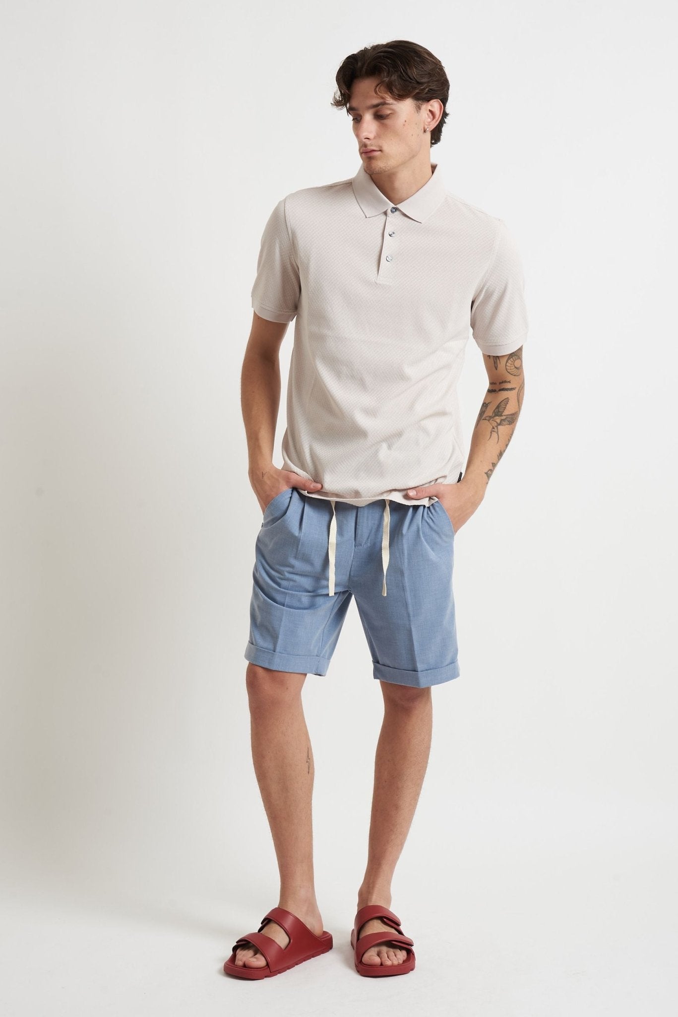 Bermuda con Pinces, Elastico Posteriore e Risvoltino Cucito mk1950209 - De Matteo Uomo