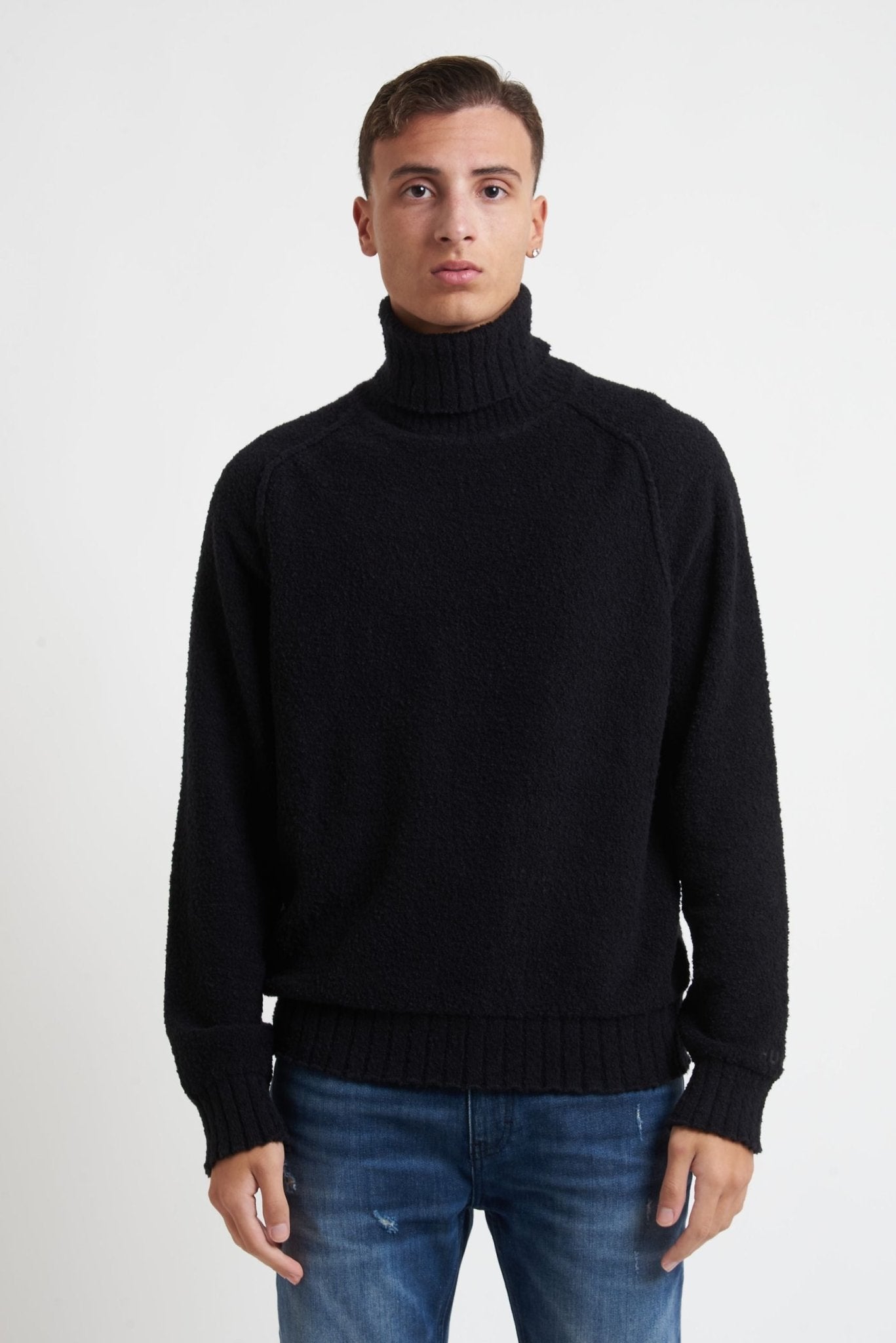 Dolcevita HUGO tessuto bouclè modello 6996 - De Matteo Uomo