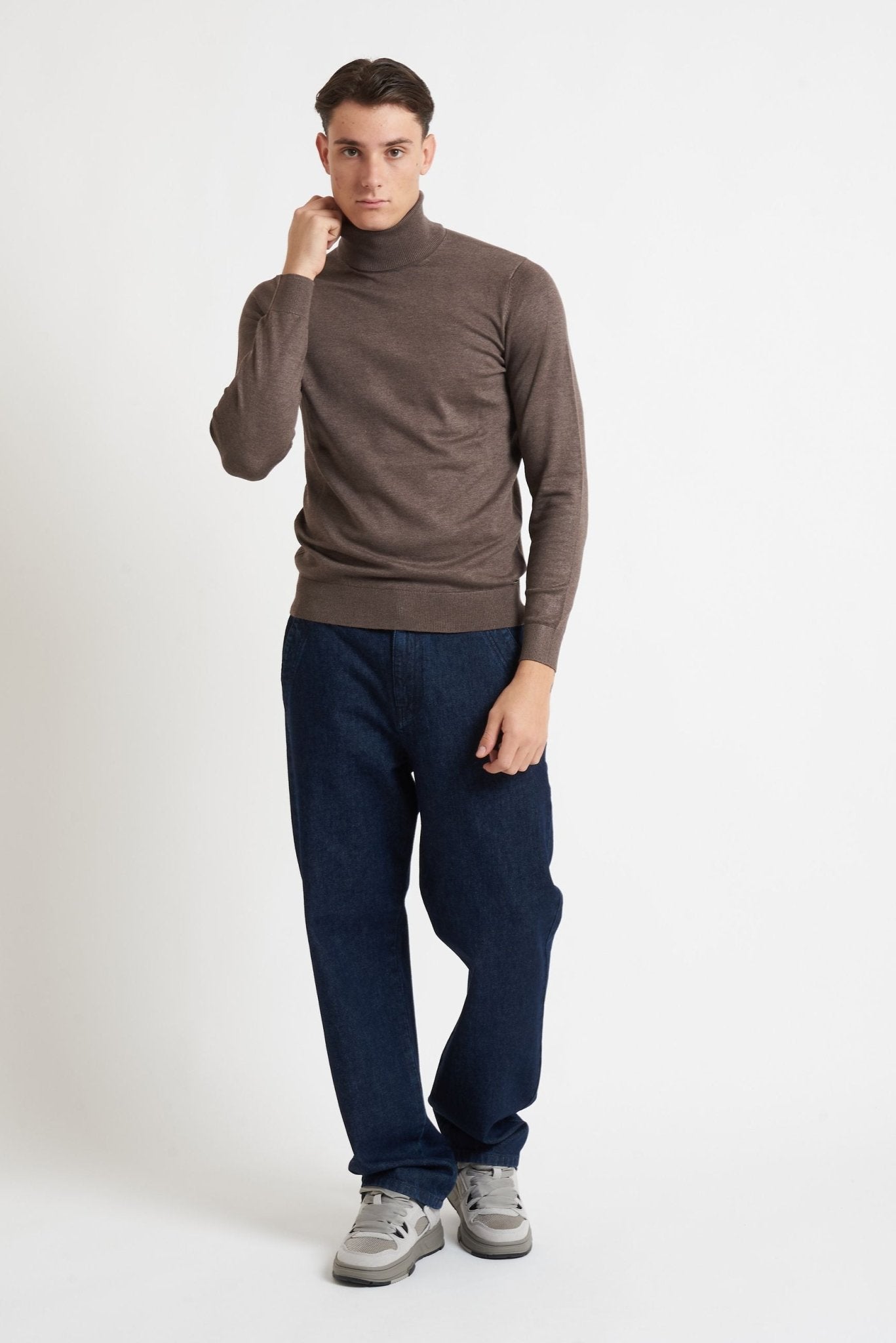 Dolcevita MARK UP Basic Nera in 100% Viscosa MK20015 - De Matteo Uomo