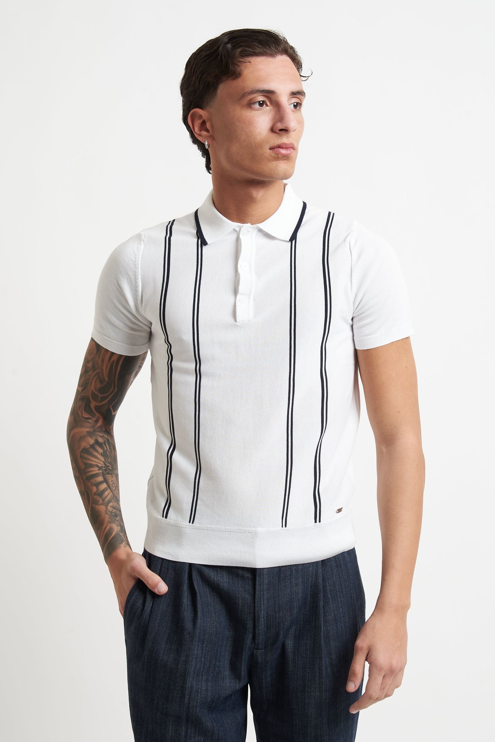 Polo Basic in Cotone con Righe Verticali e Chiusura a Bottoni mk1900030