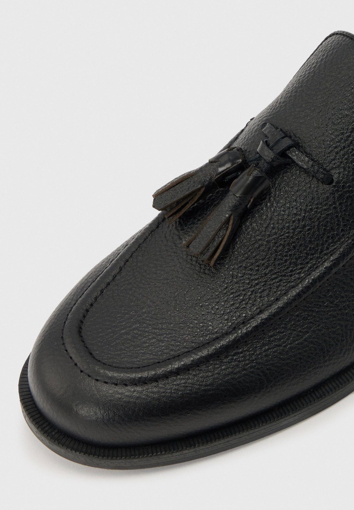 Mocassini con Nappine in Pelle Martellata 100% - De Matteo Uomo