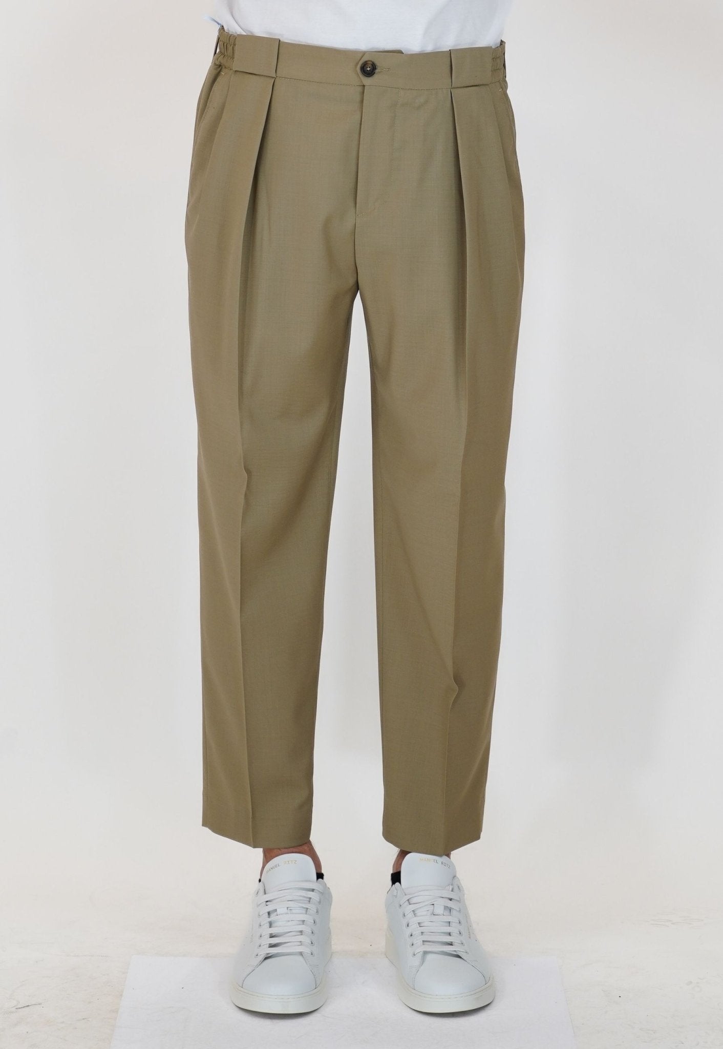 Pantalone Baggy Fit in Lana Stretch con Doppia Pinces e Tasche Posteriori - De Matteo Uomo