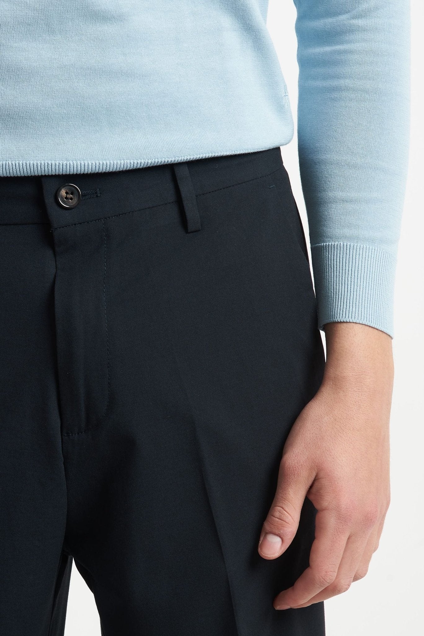 Pantalone Basic con Passanti, Fondo Comodo e Risvoltino Cucito - De Matteo Uomo