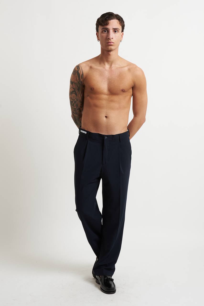 Pantalone con Pence, Tasche America e Risvoltino Cucito in Poliestere e Viscosa - De Matteo Uomo