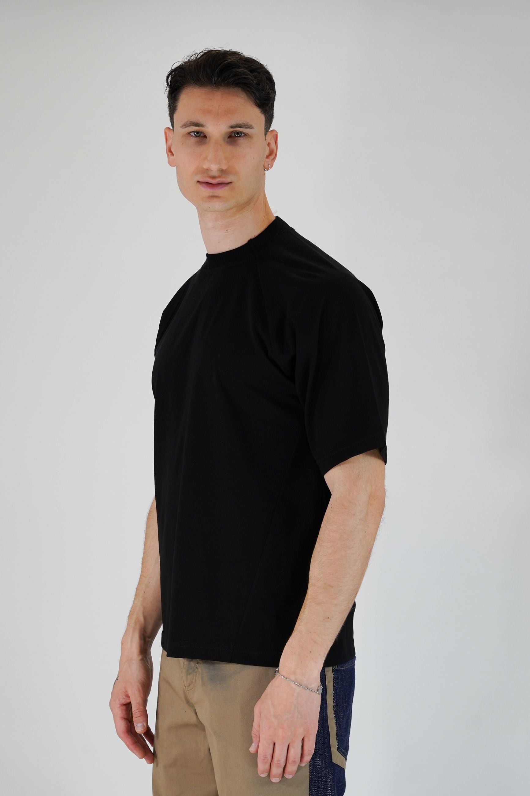 T-Shirt in Cotone con Manica Raglan e Stampa sul Retro