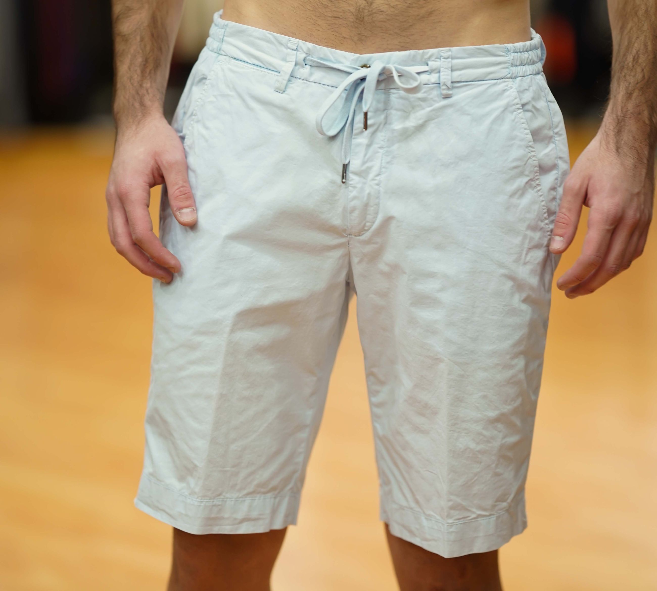 Four.ten Pantalone Corto Uomo con Elastico e Laccio in Vita P350