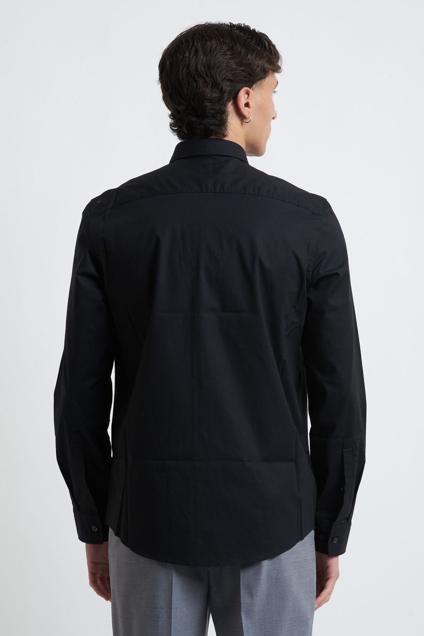 Camicia in Cotone Stretch con Logo Petto HUGO e Collo Italiano - De Matteo Uomo