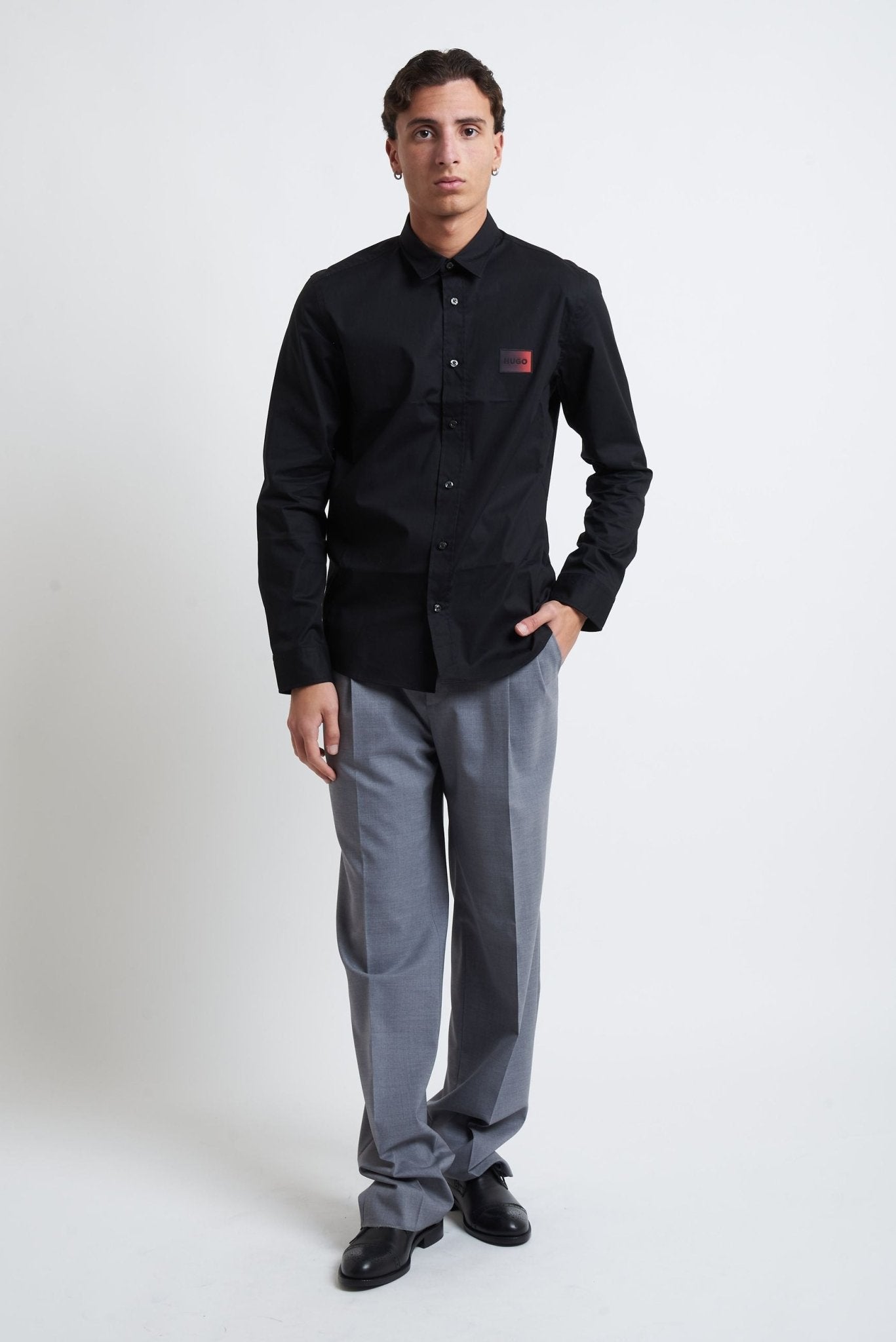 Camicia in Cotone Stretch con Logo Petto HUGO e Collo Italiano - De Matteo Uomo