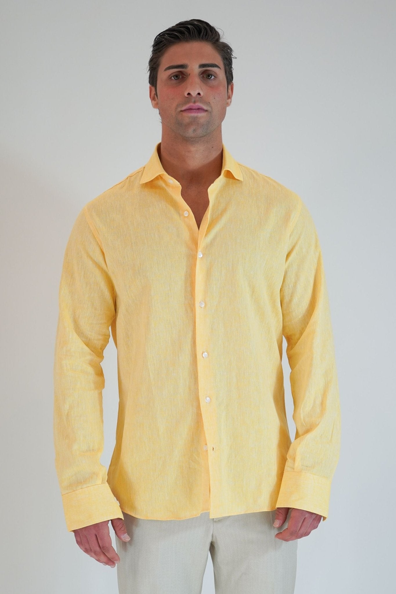 Camicia in Lino con Collo Mezzo Francese e Chiusura a Bottoni - De Matteo Uomo