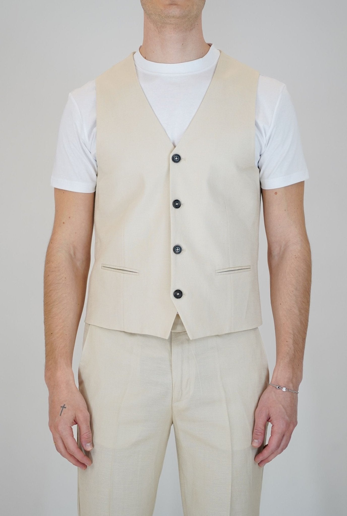 Gilet Monopetto in Lino e Rayon con 5 Bottoni e Laccetto Regolabile - De Matteo Uomo