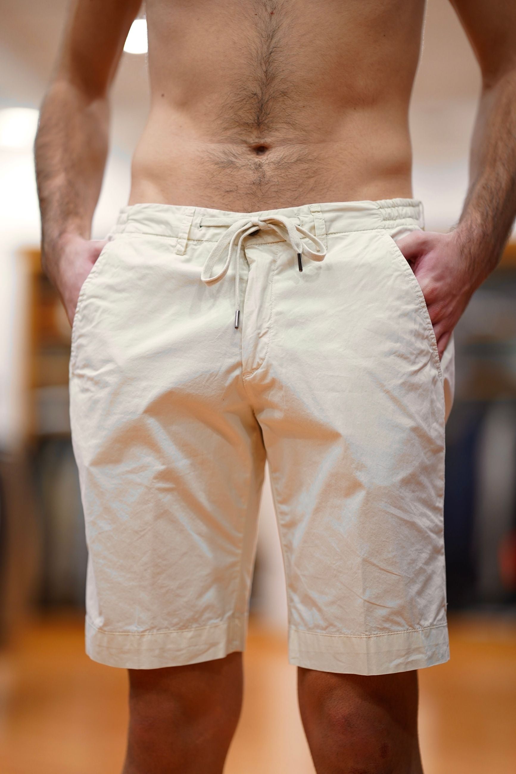 Four.ten Pantalone Corto Uomo con Elastico e Laccio in Vita P350