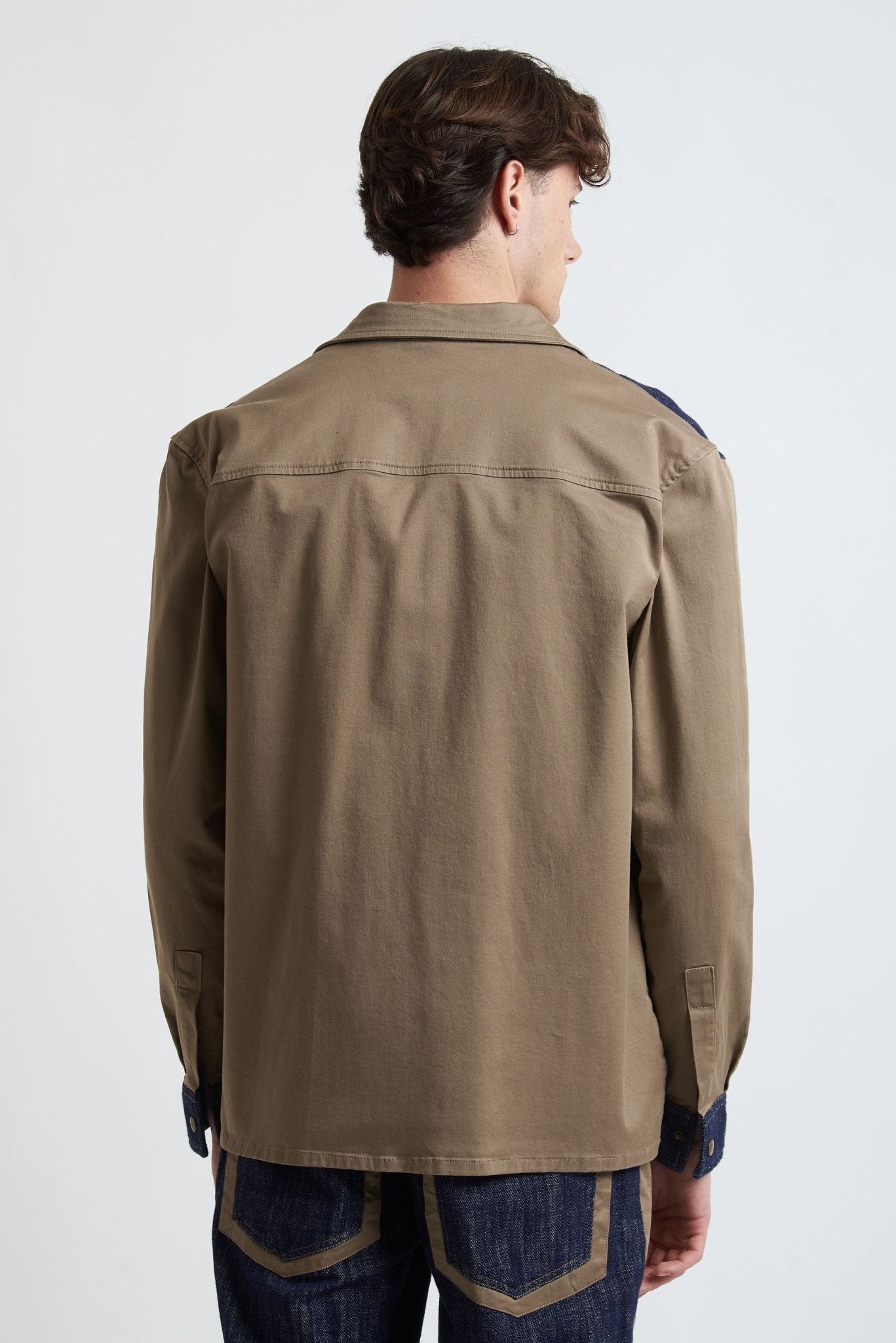 Overshirt in Cotone con Chiusura a Bottoni, Collo Camicia e Dettaglio Bicolore - De Matteo Uomo