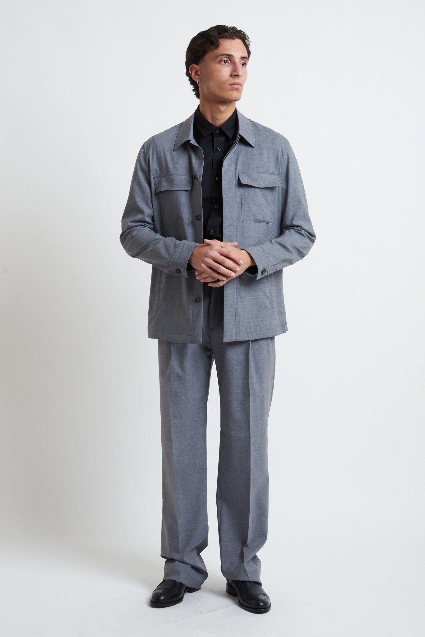 Overshirt Sfoderata in Lana Stretch con Chiusura a Bottoni e Tasche Frontali - De Matteo Uomo