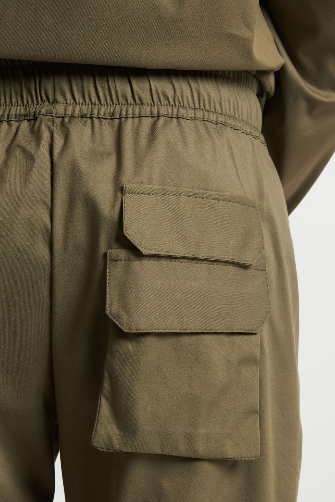 Pantalaccio in Cotone e Poliestere con Laccetto Regolatore e Tasche Funzionali - De Matteo Uomo