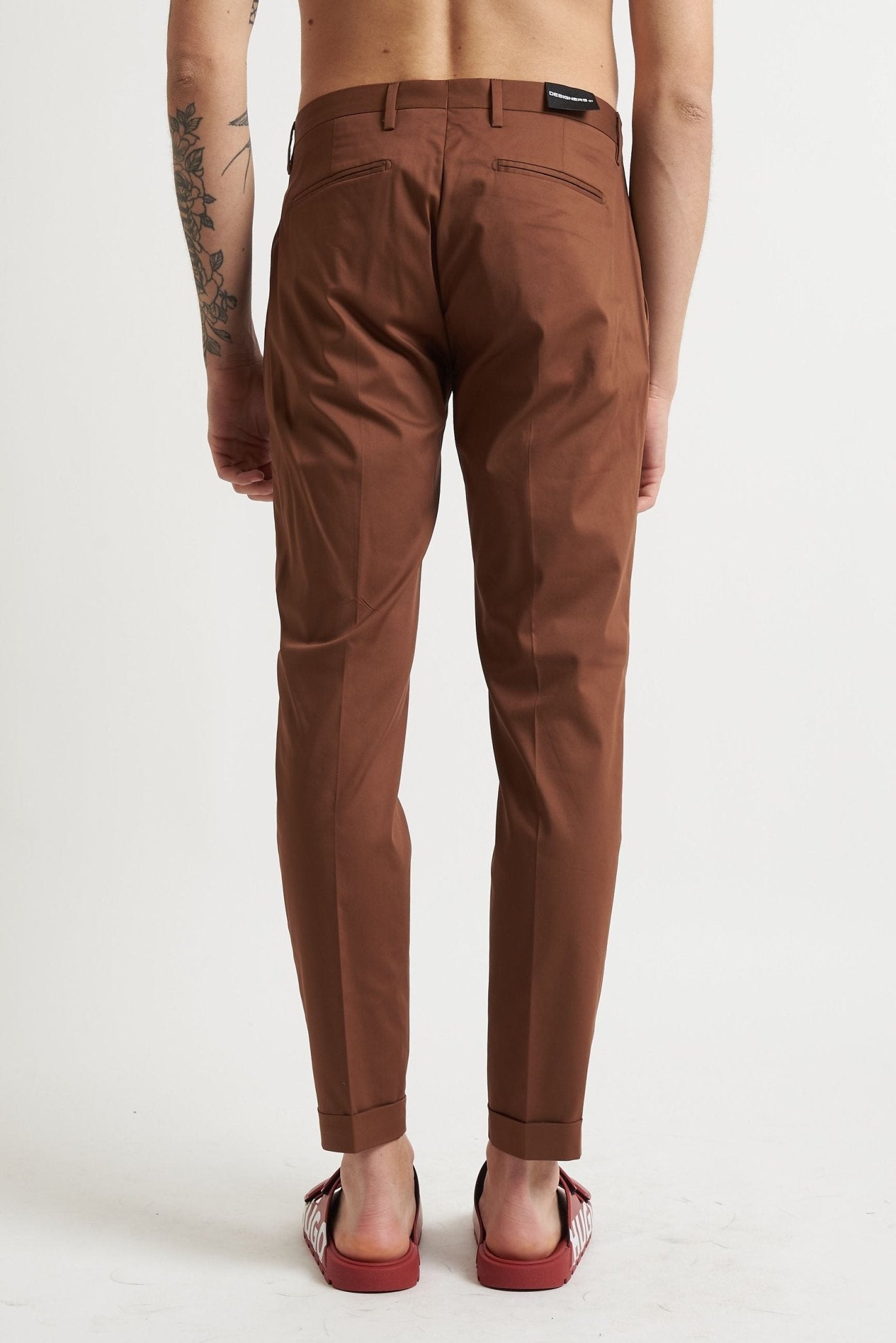 Pantalone con Pence, Tasche America e Risvoltino Cucito in Cotone e Poliammide - De Matteo Uomo