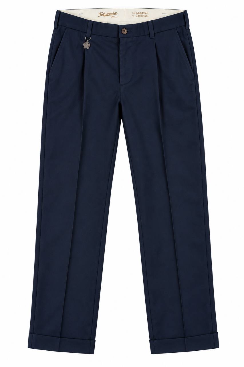 Pantalone Uomo con Pence e Risvoltino Cucito in 100% Cotone