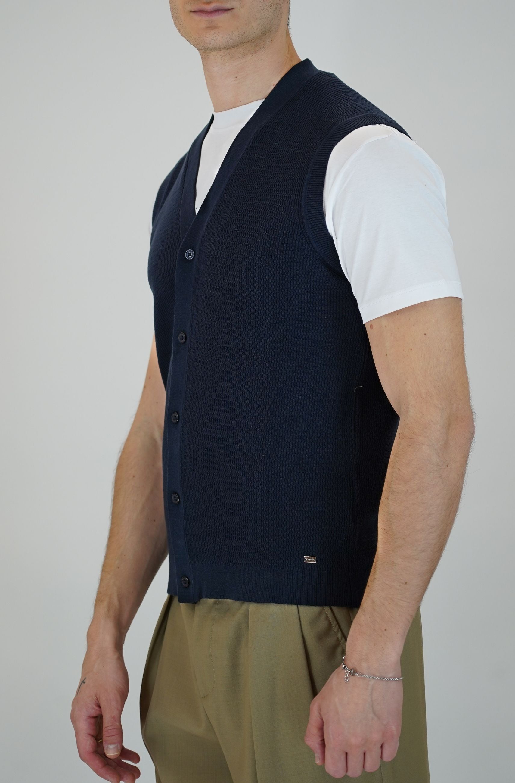 Gilet in Maglia 100% Cotone con Bottoni Collo a V e Trama Onde